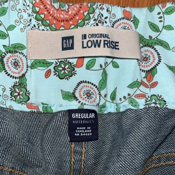 Gap women’s low rise dark wash maternity cropped jeans Size 6 - Picture 4 of 10